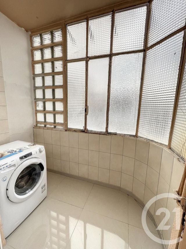 Appartement T4 à louer - 4 pièces - 70.3 m2 - MARSEILLE - 13002 - PROVENCE-ALPES-COTE-D-AZUR - Century 21 Longchamp Immobilier