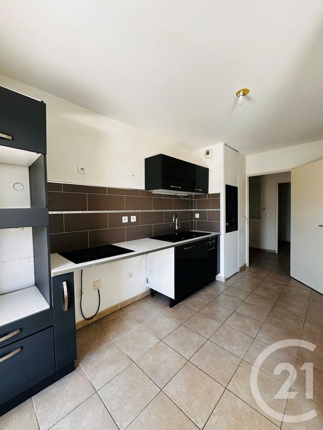 Appartement T3 à vendre - 3 pièces - 66.64 m2 - MARSEILLE - 13004 - PROVENCE-ALPES-COTE-D-AZUR - Century 21 Longchamp Immobilier