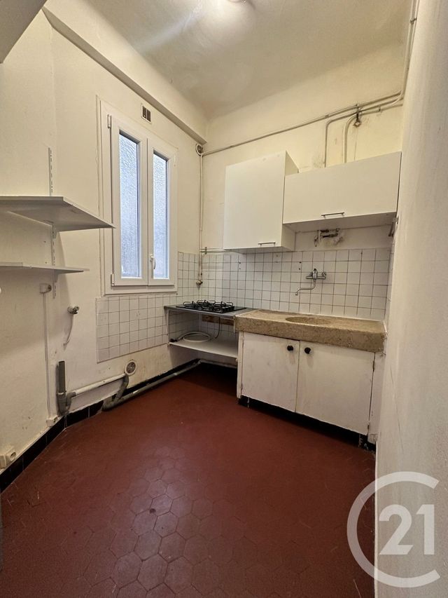 Appartement T2 à vendre - 2 pièces - 34.14 m2 - MARSEILLE - 13005 - PROVENCE-ALPES-COTE-D-AZUR - Century 21 Longchamp Immobilier