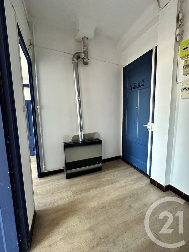 Appartement T2 à vendre - 2 pièces - 34.14 m2 - MARSEILLE - 13005 - PROVENCE-ALPES-COTE-D-AZUR - Century 21 Longchamp Immobilier