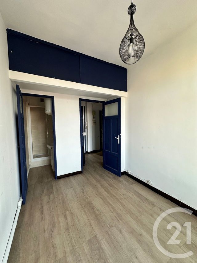 Appartement T2 à vendre - 2 pièces - 34.14 m2 - MARSEILLE - 13005 - PROVENCE-ALPES-COTE-D-AZUR - Century 21 Longchamp Immobilier