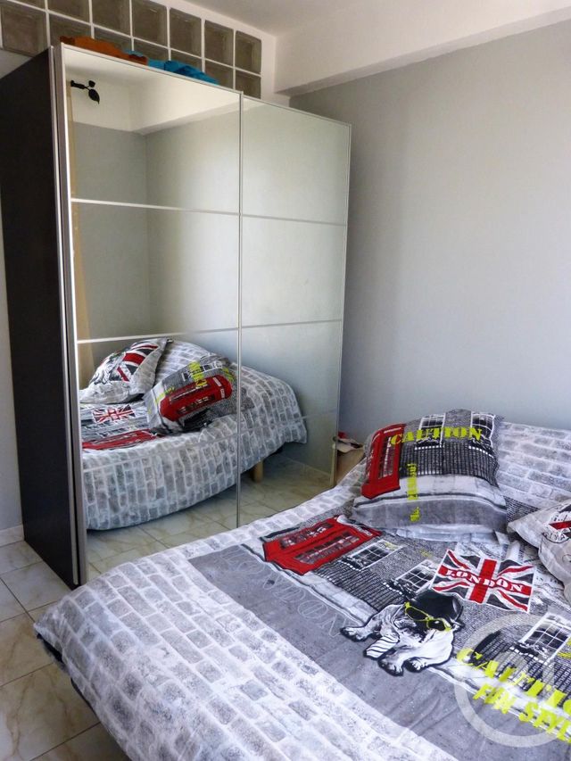 Appartement T2 à vendre - 2 pièces - 35.3 m2 - MARSEILLE - 13005 - PROVENCE-ALPES-COTE-D-AZUR - Century 21 Longchamp Immobilier