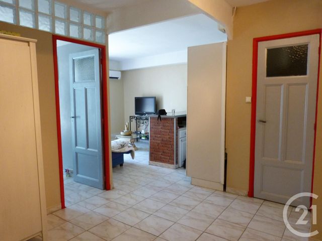 Appartement T2 à vendre - 2 pièces - 35.3 m2 - MARSEILLE - 13005 - PROVENCE-ALPES-COTE-D-AZUR - Century 21 Longchamp Immobilier