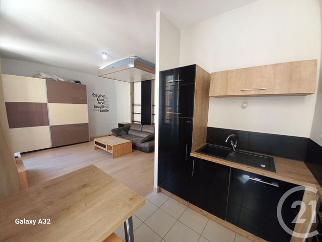 Appartement Studio à louer - 1 pièce - 34.16 m2 - MARSEILLE - 13002 - PROVENCE-ALPES-COTE-D-AZUR - Century 21 Longchamp Immobilier