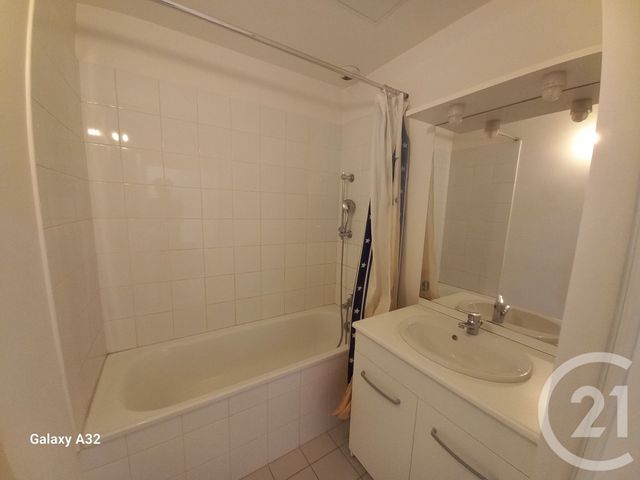 Appartement Studio à louer - 1 pièce - 34.16 m2 - MARSEILLE - 13002 - PROVENCE-ALPES-COTE-D-AZUR - Century 21 Longchamp Immobilier