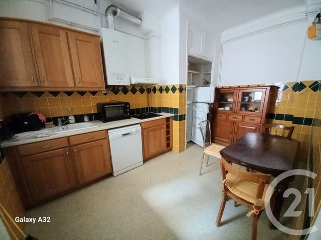 Appartement F3 bis à louer - 3 pièces - 95.0 m2 - MARSEILLE - 13004 - PROVENCE-ALPES-COTE-D-AZUR - Century 21 Longchamp Immobilier