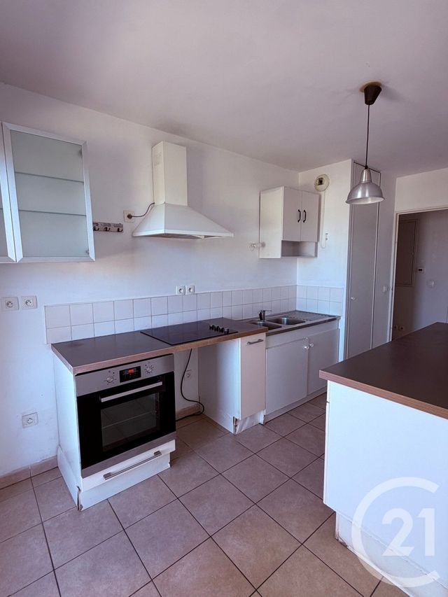 Appartement T3 à vendre - 3 pièces - 61.83 m2 - MARSEILLE - 13004 - PROVENCE-ALPES-COTE-D-AZUR - Century 21 Longchamp Immobilier