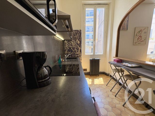 Appartement T2 à vendre - 2 pièces - 44.0 m2 - MARSEILLE - 13004 - PROVENCE-ALPES-COTE-D-AZUR - Century 21 Longchamp Immobilier