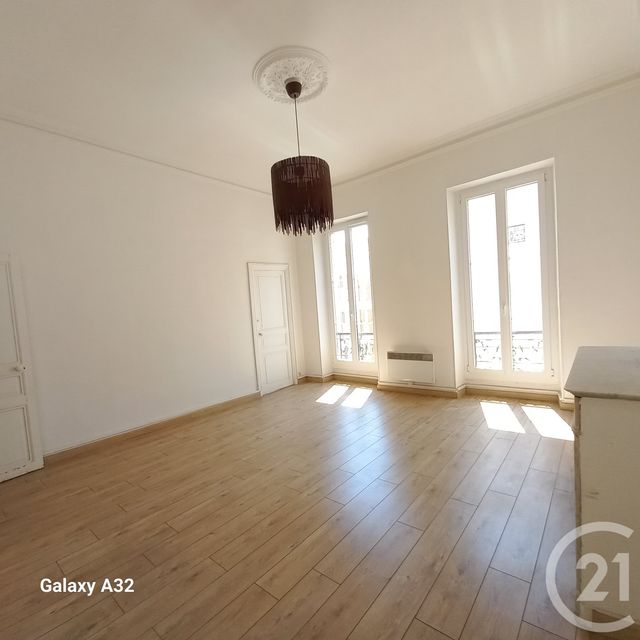 Appartement F4 à louer - 4 pièces - 120.0 m2 - MARSEILLE - 13006 - PROVENCE-ALPES-COTE-D-AZUR - Century 21 Longchamp Immobilier