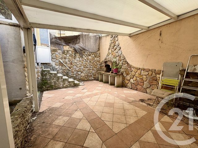 Appartement T2 à vendre - 2 pièces - 45.2 m2 - MARSEILLE - 13005 - PROVENCE-ALPES-COTE-D-AZUR - Century 21 Longchamp Immobilier