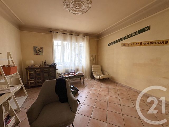 Appartement T2 à vendre - 2 pièces - 45.2 m2 - MARSEILLE - 13005 - PROVENCE-ALPES-COTE-D-AZUR - Century 21 Longchamp Immobilier