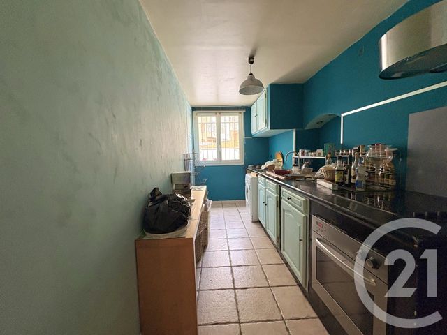 Appartement T2 à vendre - 2 pièces - 45.2 m2 - MARSEILLE - 13005 - PROVENCE-ALPES-COTE-D-AZUR - Century 21 Longchamp Immobilier
