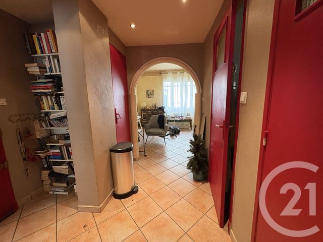 Appartement T2 à vendre - 2 pièces - 45.2 m2 - MARSEILLE - 13005 - PROVENCE-ALPES-COTE-D-AZUR - Century 21 Longchamp Immobilier