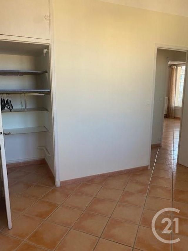 Appartement F3 à louer - 3 pièces - 66.06 m2 - MARSEILLE - 13004 - PROVENCE-ALPES-COTE-D-AZUR - Century 21 Longchamp Immobilier