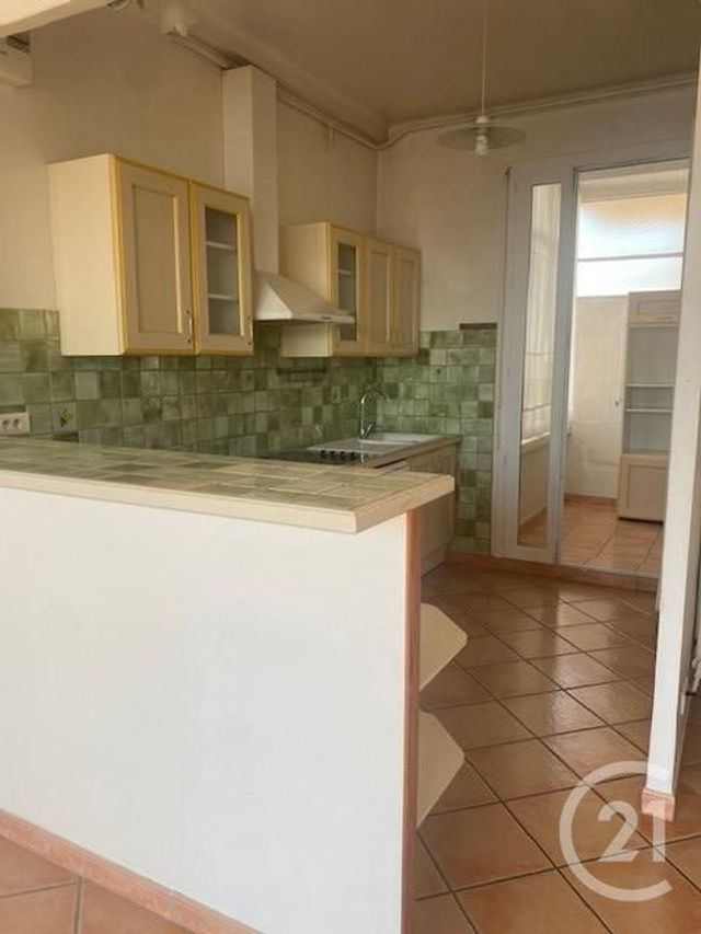 Appartement F3 à louer - 3 pièces - 66.06 m2 - MARSEILLE - 13004 - PROVENCE-ALPES-COTE-D-AZUR - Century 21 Longchamp Immobilier