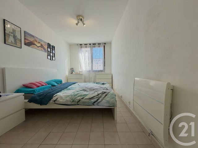 Appartement T4 à vendre - 4 pièces - 82.0 m2 - MARSEILLE - 13014 - PROVENCE-ALPES-COTE-D-AZUR - Century 21 Longchamp Immobilier