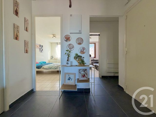Appartement T4 à vendre - 4 pièces - 82.0 m2 - MARSEILLE - 13014 - PROVENCE-ALPES-COTE-D-AZUR - Century 21 Longchamp Immobilier