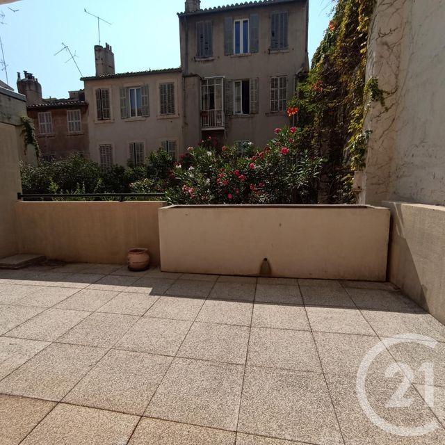 Appartement F2 à louer - 2 pièces - 42.0 m2 - MARSEILLE - 13001 - PROVENCE-ALPES-COTE-D-AZUR - Century 21 Longchamp Immobilier
