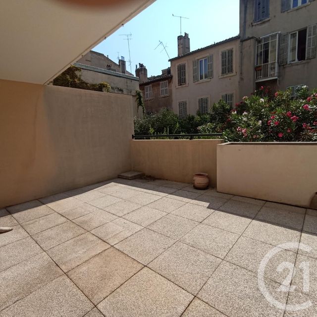 Appartement F2 à louer - 2 pièces - 42.0 m2 - MARSEILLE - 13001 - PROVENCE-ALPES-COTE-D-AZUR - Century 21 Longchamp Immobilier