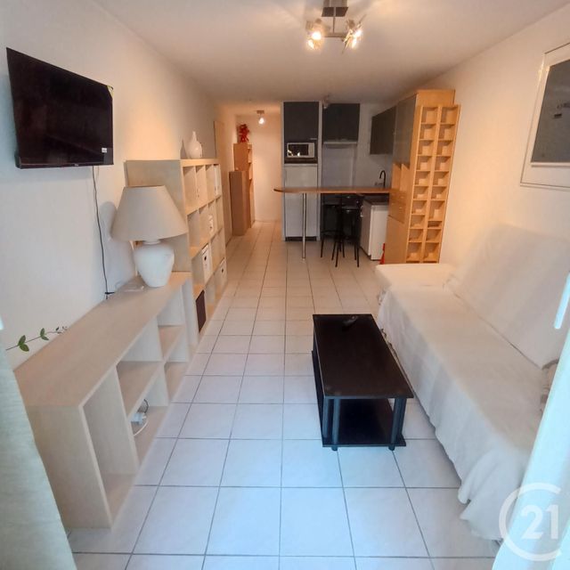 Appartement F2 à louer - 2 pièces - 42.0 m2 - MARSEILLE - 13001 - PROVENCE-ALPES-COTE-D-AZUR - Century 21 Longchamp Immobilier